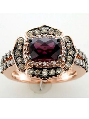 Levian Raspberry Garnet with vanilla and chocolate diamonds in strawberry gold